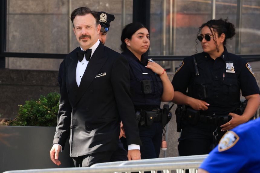 Jason Sudeikis, a Kansas City Chiefs fan, was among the attendees at the Swift-Kelce wedding.