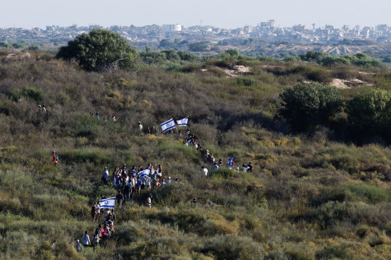 2026-07-19t181935z-1351300744-rc24hmayv3j9-rtrmadp-3-israel-palestinians-gaza-march Thousands of Israelis, led by far-right ministers, walked to the Gaza border on Sunday in support of the reestablishment of Jewish settlements in the territory.