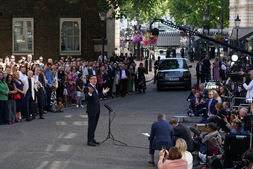 ap26201439429011 Andy Burnham speaks to staff and media outside 10 Downing Street in London on Monday.