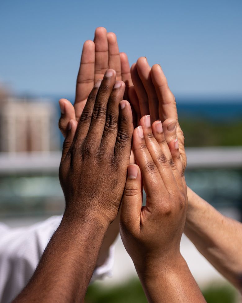 But four hands joining together was one of the actual references for the shape of the museum’s design.