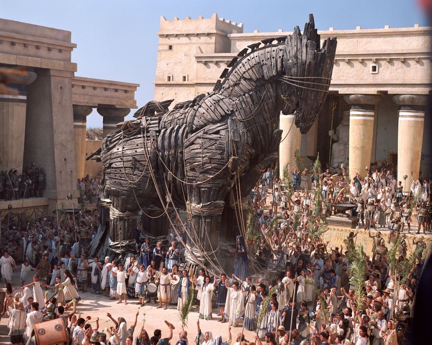 Christopher Nolan was briefly attached to direct "Troy" (2004), but the film was ultimately helmed by Wolfgang Petersen. Nolan later said he'd been thinking about his own take on the Trojan horse sequence for 20 years.